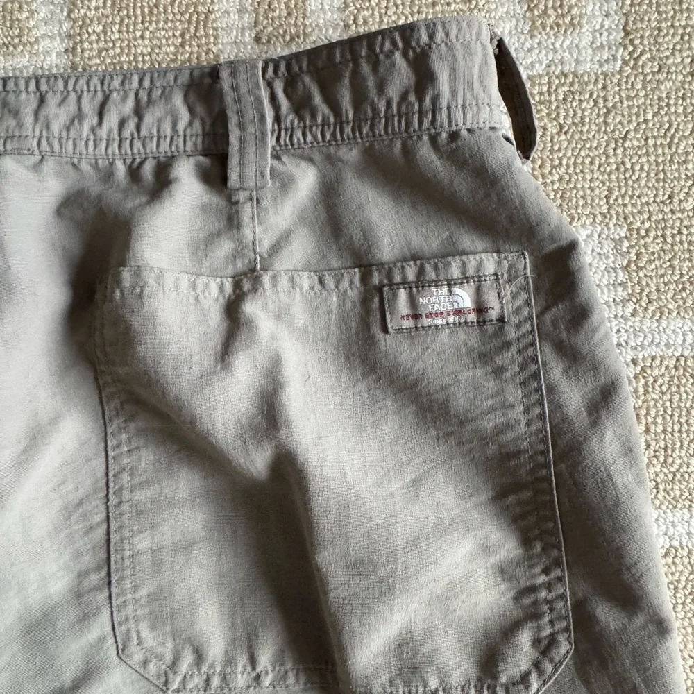 The North Face Hiking Pants Khaki Nylon Cargo Utility Outdoor Size 36